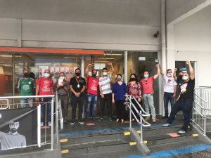 Sindicato protesta contra reestruturação no Itaú